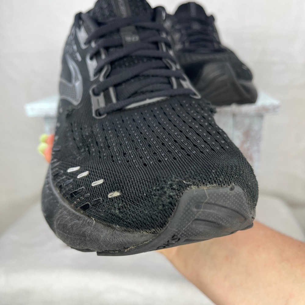Brooks Black Athletic Shoes - Picture 5 of 10